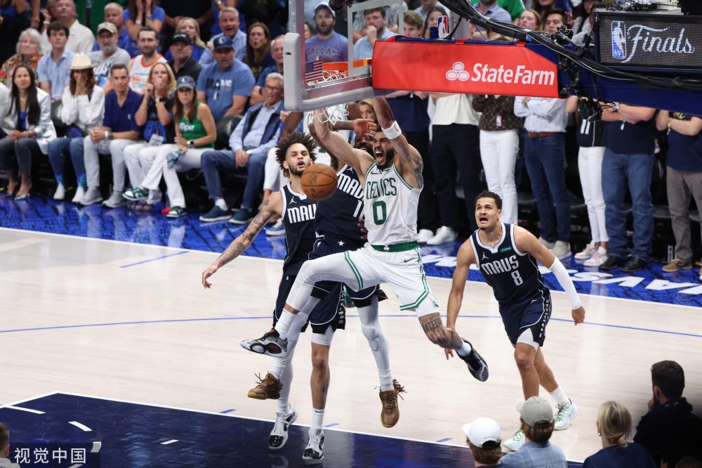 社交媒体上 社交媒体上