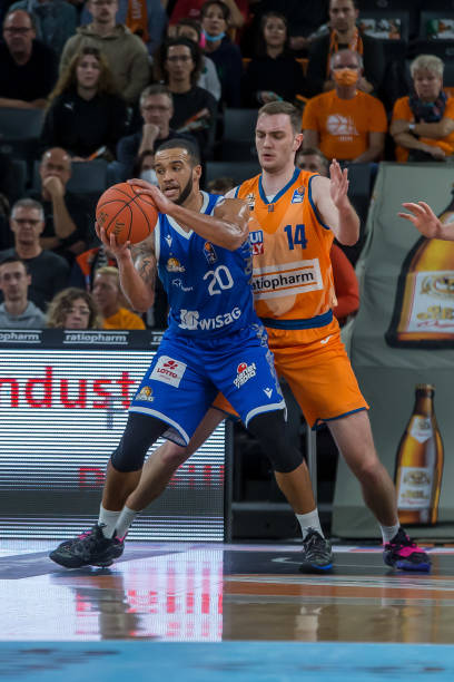 对外沟通策 对外沟通策