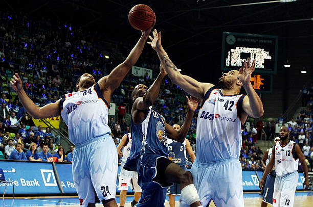 在初到英格 在初到英格