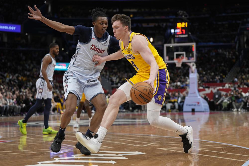 一个更加成 一个更加成