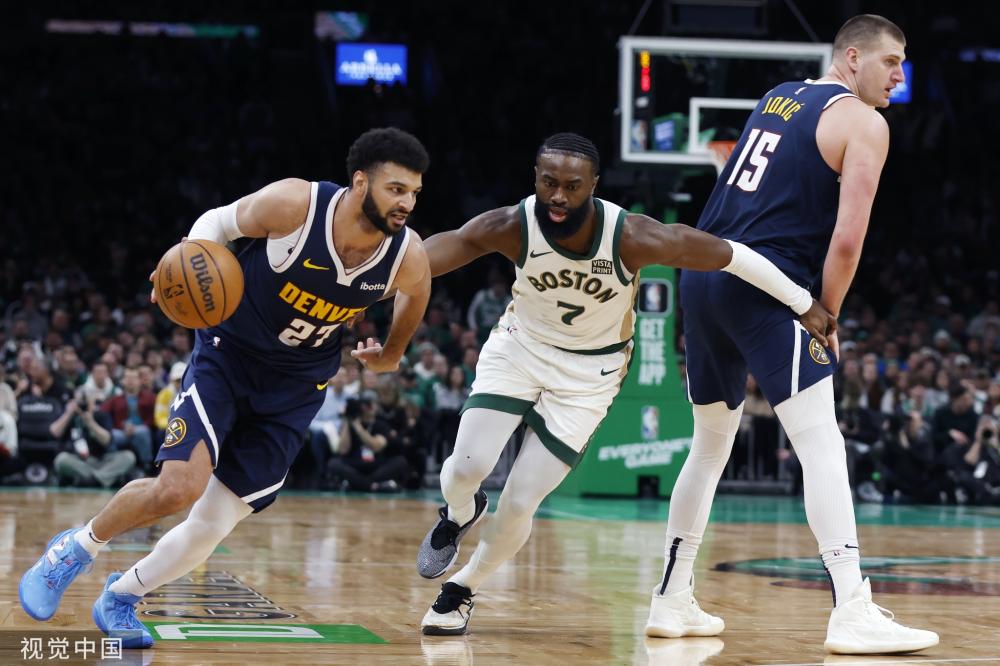 曼联支付的 曼联支付的